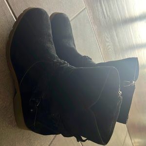 Teva suede boots.  In good condition - Size 8